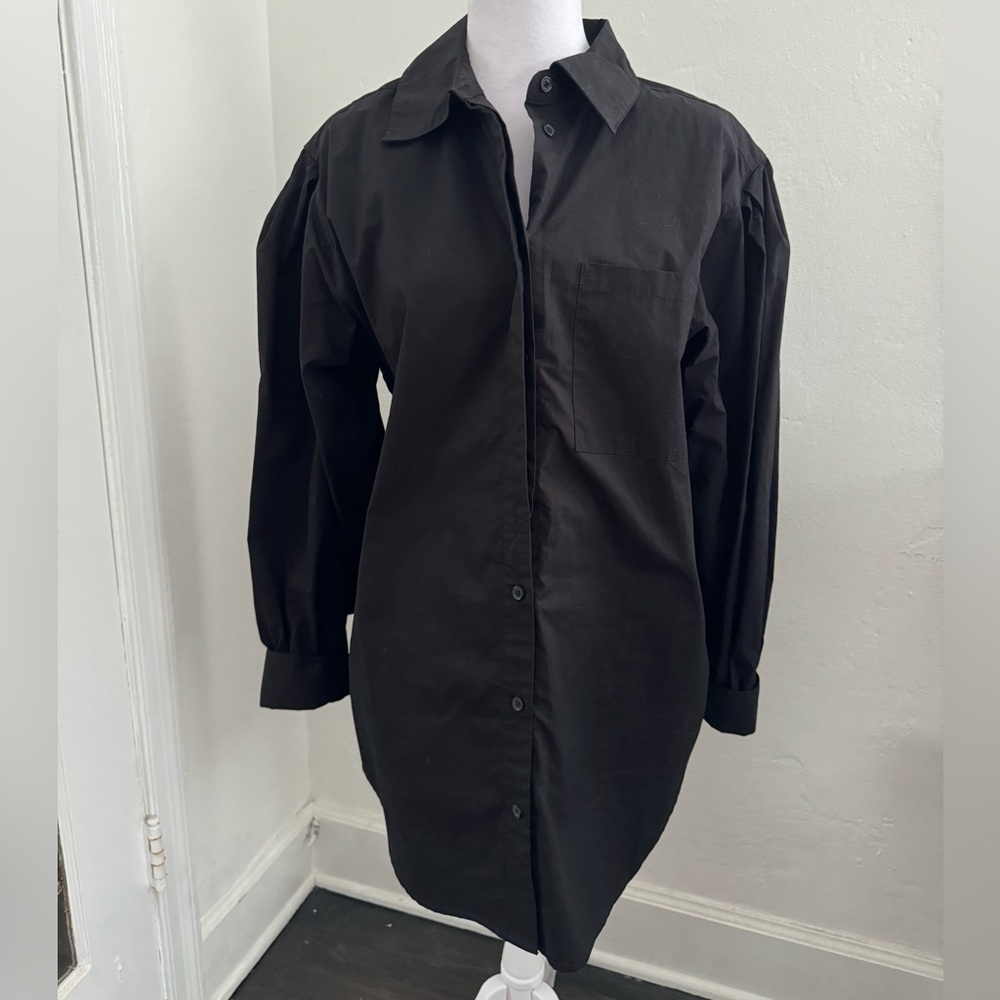 Open edit black button down